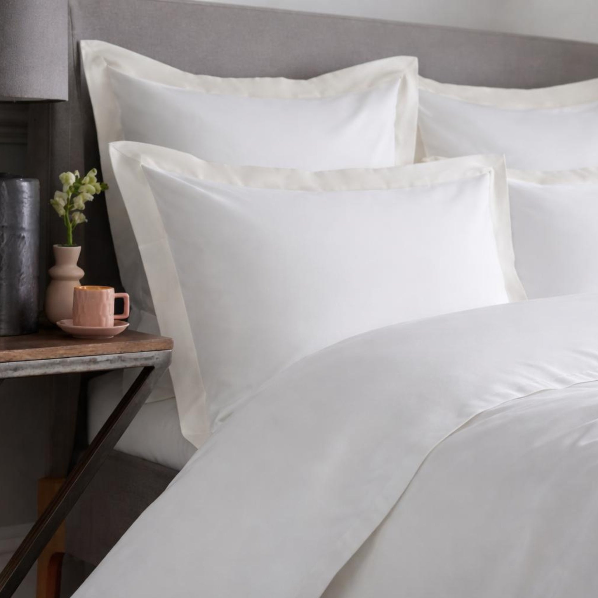 Cotton Satin With Frame 300TC